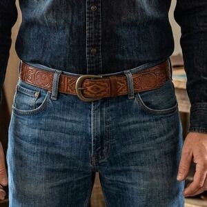 True Vintage Brittania Mens Brown Full Grain Steerhide Leather Western Belt 40